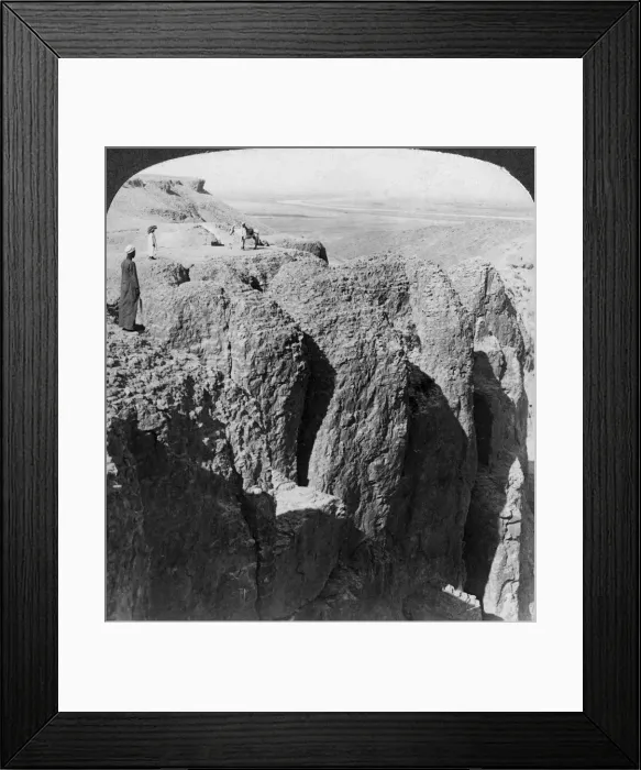Framed Print : Looking down the Nile from the western cilffs of Thebes, Egypt, 1905. Artist: Underwood & Underwood Framed Print : Looking down the Nile from the western cilffs of Thebes, Egypt, 1905. Artist: Underwood & Underwood