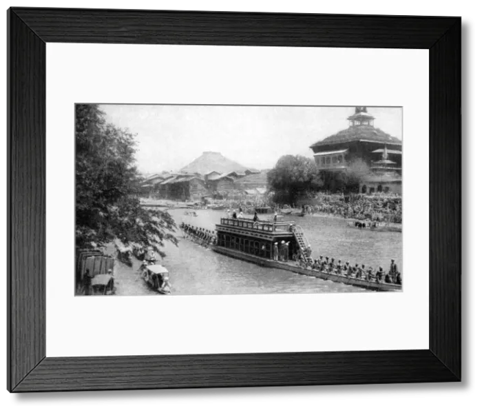Framed Print : A state barge of a Maharaja, Kashmirs royal capital, India, 1922. Artist: GT Bookless Framed Print : A state barge of a Maharaja, Kashmirs royal capital, India, 1922. Artist: GT Bookless