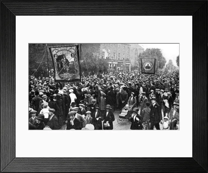 Framed Print : Annual procession of the Orangemen, Belfast, Northern Ireland, 1922. Artist: J Johnson Framed Print : Annual procession of the Orangemen, Belfast, Northern Ireland, 1922. Artist: J Johnson