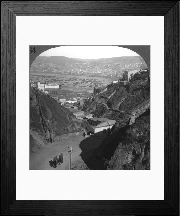Framed Print : The harbour and city of Valparaiso, Chile, c1900s Framed Print : The harbour and city of Valparaiso, Chile, c1900s