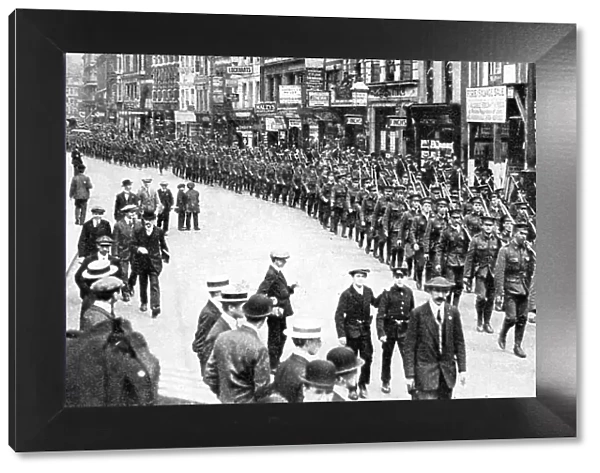 The Citizen Army of Territorials, Strand, London, First World War, 1914