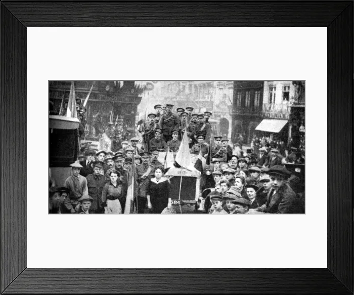 Framed Print : British Expeditionary Force in Rouen, France, First World War, 1914 Framed Print : British Expeditionary Force in Rouen, France, First World War, 1914