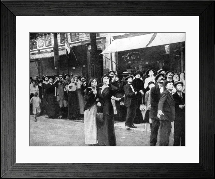 Framed Print : Parisians watching a German aeroplane, First World War, 1914 Framed Print : Parisians watching a German aeroplane, First World War, 1914