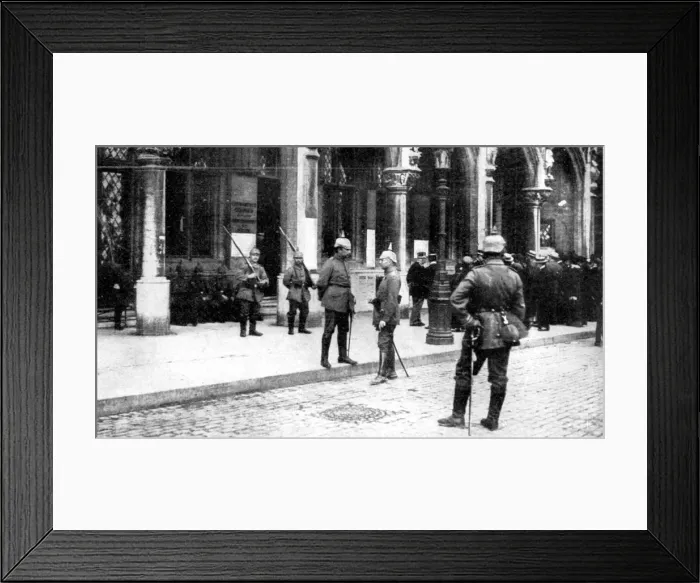 Framed Print : German occupation of Brussels, First World War, 1914 Framed Print : German occupation of Brussels, First World War, 1914