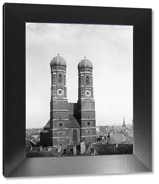 The Frauenkirche, Munich, Germany, c1900. Artist: Wurthle & Sons