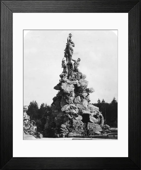 Framed Print : The fountain at Herrenchiemsee Palace, Bavaria, Germany, c1900s. Artist: Wurthle & Sons Framed Print : The fountain at Herrenchiemsee Palace, Bavaria, Germany, c1900s. Artist: Wurthle & Sons