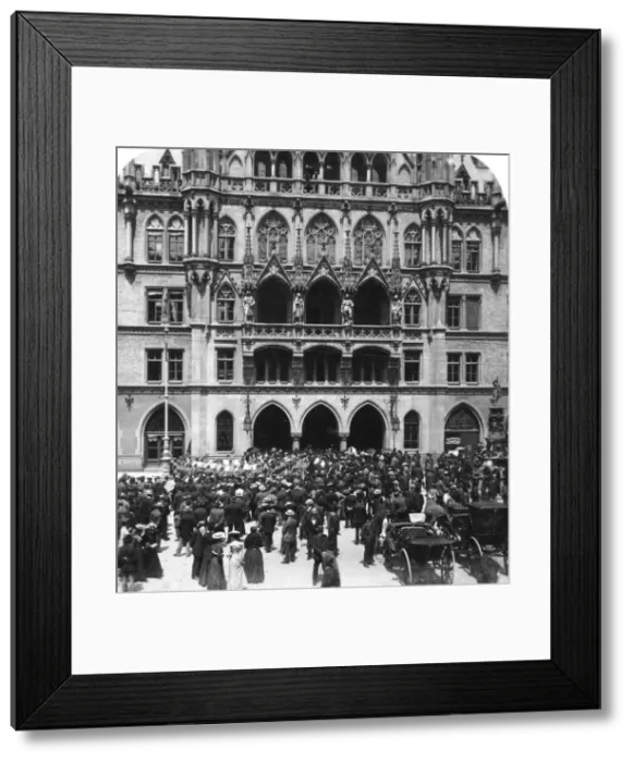 Framed Print : An outdoor concert at the Town Hall, Munich, Germany, c1900s. Artist: Wurthle & Sons Framed Print : An outdoor concert at the Town Hall, Munich, Germany, c1900s. Artist: Wurthle & Sons