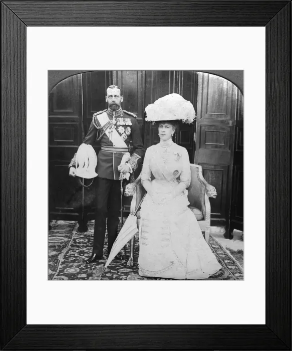 Framed Print : King George V (1865-1935) and Queen Mary (1867-1953), early 20th century. Artist: HD Girdwood Framed Print : King George V (1865-1935) and Queen Mary (1867-1953), early 20th century. Artist: HD Girdwood