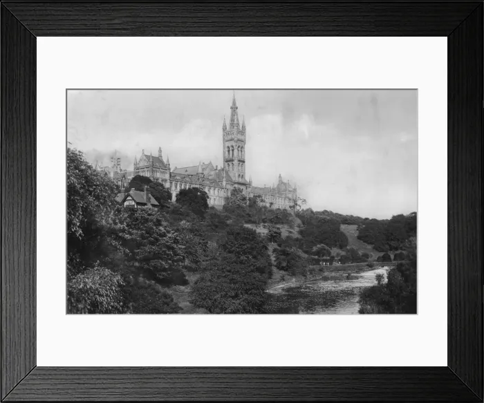Framed Print : Glasgow University, Glasgow, early 20th century Framed Print : Glasgow University, Glasgow, early 20th century