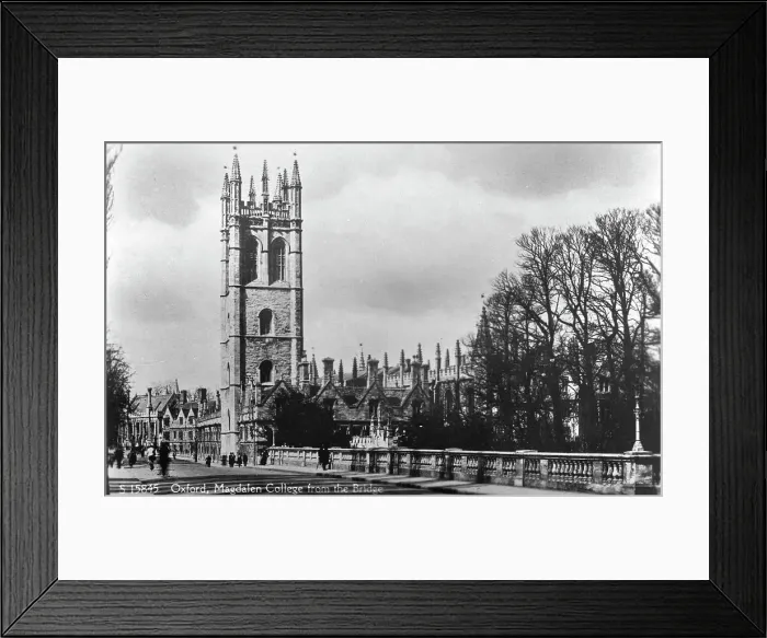 Framed Print : Magdalen College, Oxford, Oxfordshire, early 20th century. Artist: Kingsway Framed Print : Magdalen College, Oxford, Oxfordshire, early 20th century. Artist: Kingsway