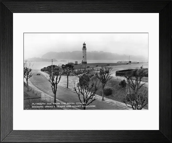 Framed Print : Plymouth Hoe, Plymouth, Devon, 1963. Artist: Lansdowne Publishing Framed Print : Plymouth Hoe, Plymouth, Devon, 1963. Artist: Lansdowne Publishing