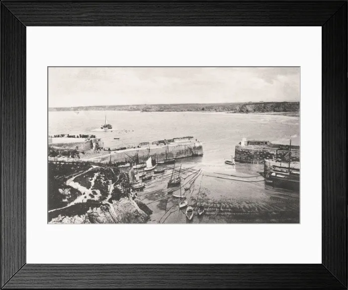 Framed Print : Newquay harbour, Newquay, Cornwall, 1908 Framed Print : Newquay harbour, Newquay, Cornwall, 1908