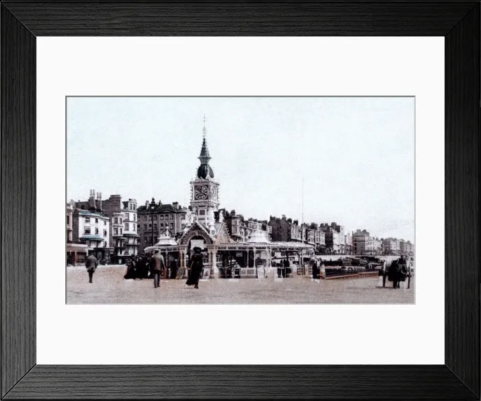 Framed Print : The aquarium at Brighton, East Sussex, early 20th century Framed Print : The aquarium at Brighton, East Sussex, early 20th century