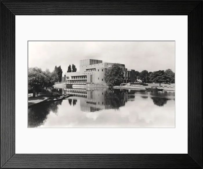 Framed Print : The Royal Shakespeare Theatre, Stratford-upon-Avon, Warwickshire, early 20th century. Artist: WH Smith & Son Framed Print : The Royal Shakespeare Theatre, Stratford-upon-Avon, Warwickshire, early 20th century. Artist: WH Smith & Son