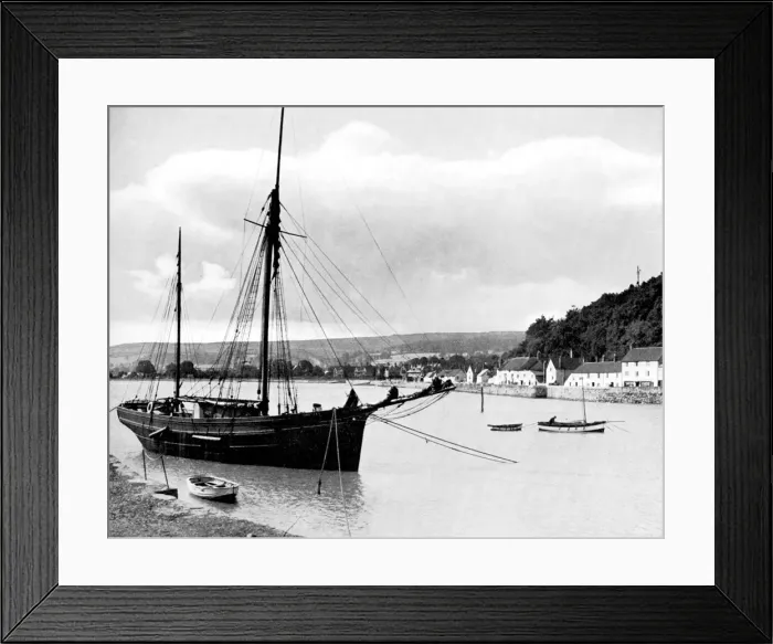 Framed Print : Minehead from the harbour wall, Somerset, 1924-1926. Artist: E Bastard Framed Print : Minehead from the harbour wall, Somerset, 1924-1926. Artist: E Bastard