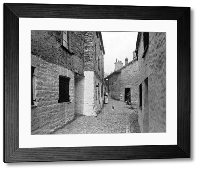 Framed Print : Sepulchre Lane, Kendal, Cumbria, 1924-1926. Artist: Valentine & Sons Ltd Framed Print : Sepulchre Lane, Kendal, Cumbria, 1924-1926. Artist: Valentine & Sons Ltd