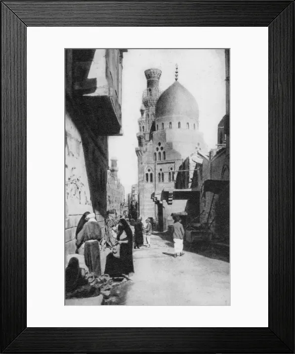 Framed Print : The native quarter, Cairo, Egypt, c1920s Framed Print : The native quarter, Cairo, Egypt, c1920s