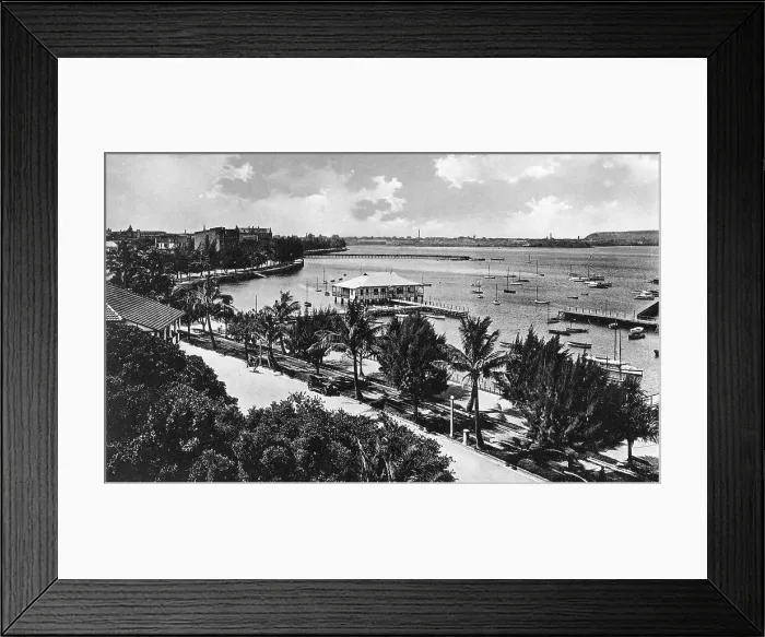 Framed Print : The Esplanade, Durban, South Africa Framed Print : The Esplanade, Durban, South Africa