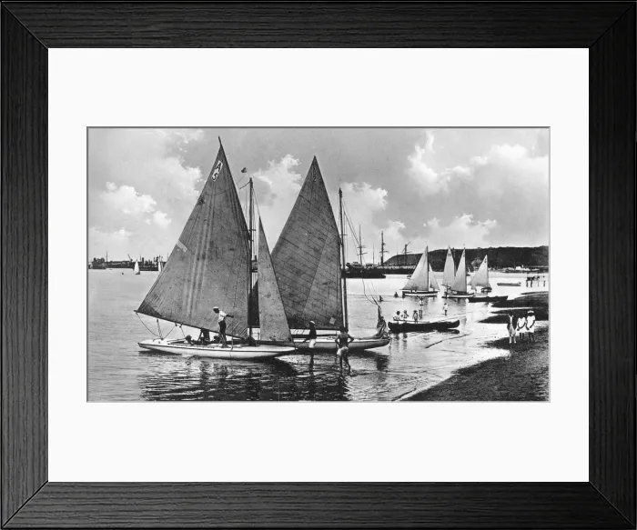 Framed Print : Yachting in the bay, Durban, South Africa Framed Print : Yachting in the bay, Durban, South Africa