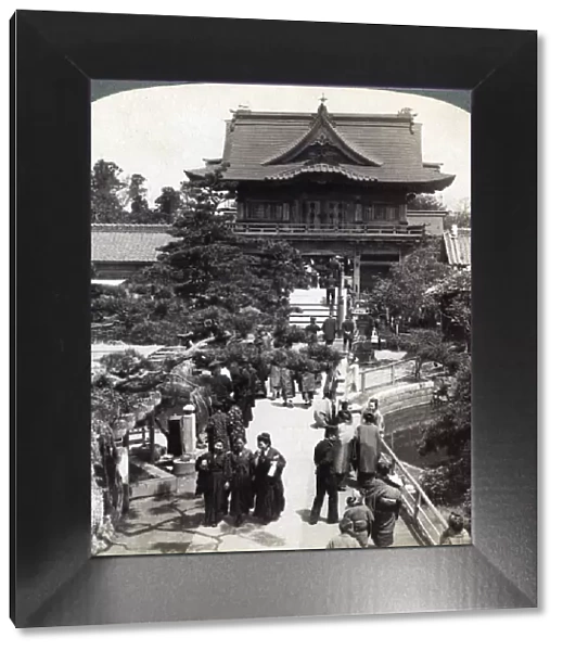 Main gateway to Kameido Temple, Tokyo, Japan, 1904. Artist: Underwood & Underwood