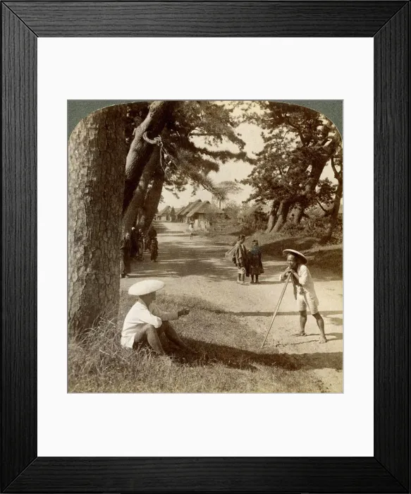 Framed Print : Travellers resting under the pines at Suzukawa, old post road from Tokyo to Kyoto, Japan, 1904. Artist: Underwood & Underwood Framed Print : Travellers resting under the pines at Suzukawa, old post road from Tokyo to Kyoto, Japan, 1904. Artist: Underwood & Underwood
