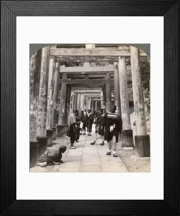 Framed Print : Coming and going under long rows of sacred torii, Shinto temple of Inari, Kyoto, Japan, 1904. Artist: Underwood & Underwood Framed Print : Coming and going under long rows of sacred torii, Shinto temple of Inari, Kyoto, Japan, 1904. Artist: Underwood & Underwood