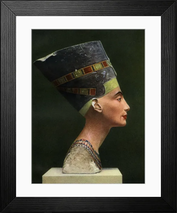 Framed Print : Queen Nefertiti (1410 BC-1330 BC), c1370 BC (1936) Framed Print : Queen Nefertiti (1410 BC-1330 BC), c1370 BC (1936)