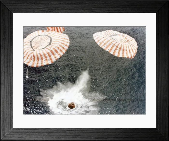 Framed Print : The Apollo 15 capsule lands safely despite a parachute failure, Mid-Pacific Ocean, 1971. Artist: NASA