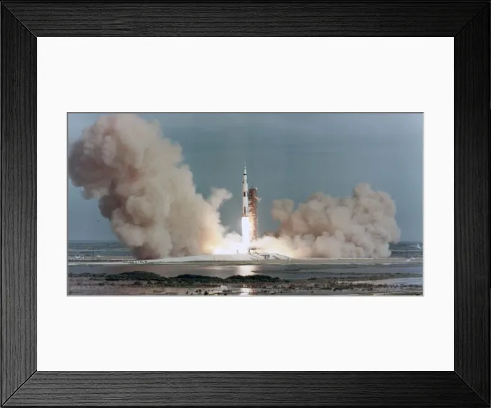 Framed Print : The lift off of Apollo 15, Kennedy Space Center, Florida, USA, 1971. Artist: NASA Framed Print : The lift off of Apollo 15, Kennedy Space Center, Florida, USA, 1971. Artist: NASA