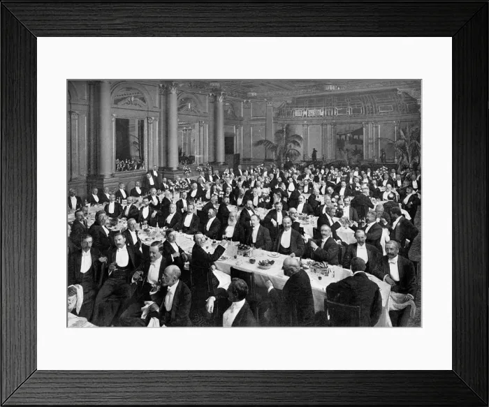 Framed Print : The Alma Tadema Banquet, 1899 (1900). Artist: Fradelle & Young Framed Print : The Alma Tadema Banquet, 1899 (1900). Artist: Fradelle & Young