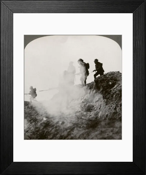 Framed Print : British soldiers advancing under cover of gas and smoke, France, World War I, 1916. Artist: Realistic Travels Publishers Framed Print : British soldiers advancing under cover of gas and smoke, France, World War I, 1916. Artist: Realistic Travels Publishers