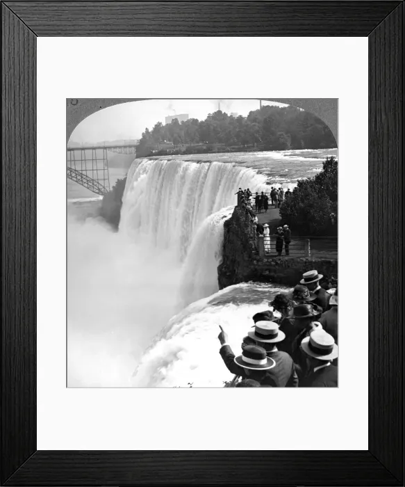 Framed Print : Niagra Falls from Goat Island, New York, USA. Artist: Realistic Travels Publishers Framed Print : Niagra Falls from Goat Island, New York, USA. Artist: Realistic Travels Publishers
