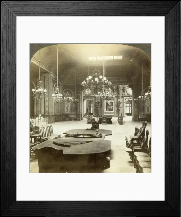 Framed Print : Roulette salon, Monte Carlo, Monaco. Artist: Underwood & Underwood Framed Print : Roulette salon, Monte Carlo, Monaco. Artist: Underwood & Underwood