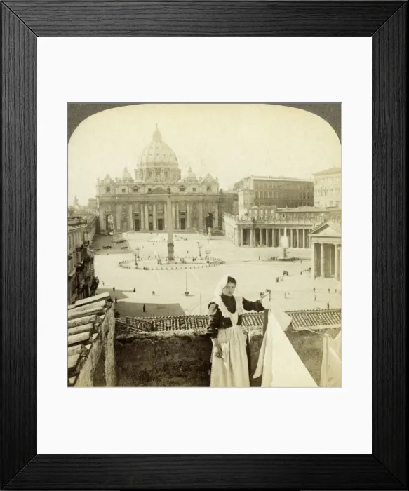 Framed Print : St Peters Square and Basilica and the Vatican, Rome, Italy. Artist: Underwood & Underwood Framed Print : St Peters Square and Basilica and the Vatican, Rome, Italy. Artist: Underwood & Underwood