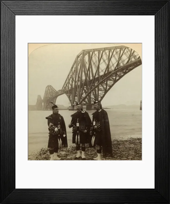Framed Print : Men in Highland dress in front of the Forth Bridge, Scotland. Artist: Underwood & Underwood Framed Print : Men in Highland dress in front of the Forth Bridge, Scotland. Artist: Underwood & Underwood