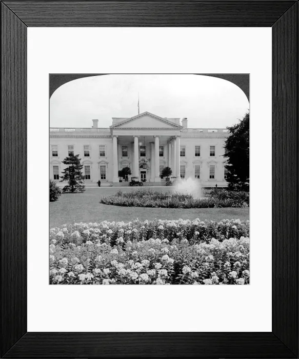 Framed Print : The White House, Washington DC, USA. Artist: Underwood & Underwood Framed Print : The White House, Washington DC, USA. Artist: Underwood & Underwood