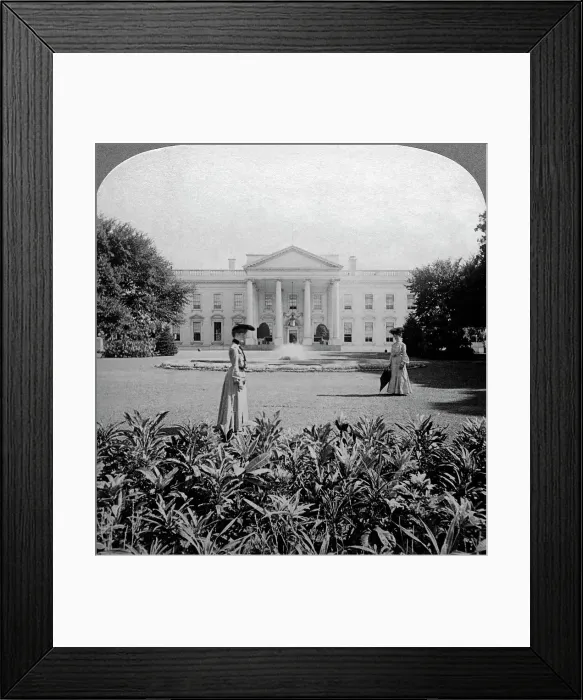 Framed Print : The White House, Washington DC, USA, c late 19th century. Artist: Underwood & Underwood Framed Print : The White House, Washington DC, USA, c late 19th century. Artist: Underwood & Underwood
