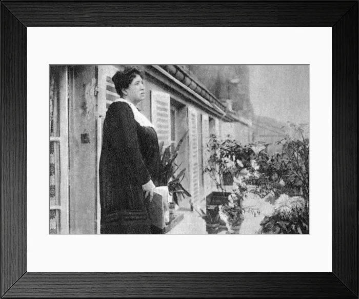 Framed Print : Judith Gautier, French poet and historical novelist, 1900 Framed Print : Judith Gautier, French poet and historical novelist, 1900