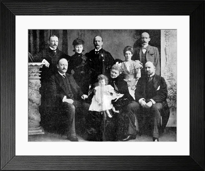 Framed Print : Colonel Robert Baden-Powell and his mother, sister and four brothers, 1900. Creator: Unknown Framed Print : Colonel Robert Baden-Powell and his mother, sister and four brothers, 1900. Creator: Unknown