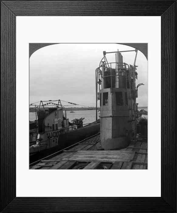 Framed Print : Conning tower of a mine-laying German U-boat, World War I, 1914-1918. Artist: Realistic Travels Publishers Framed Print : Conning tower of a mine-laying German U-boat, World War I, 1914-1918. Artist: Realistic Travels Publishers