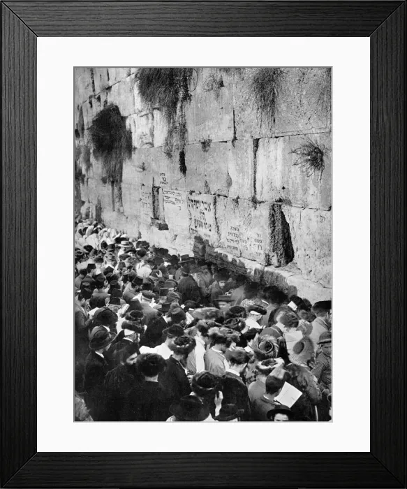 Framed Print : The Wailing Wall, Jerusalem. Artist: The American Colony Framed Print : The Wailing Wall, Jerusalem. Artist: The American Colony