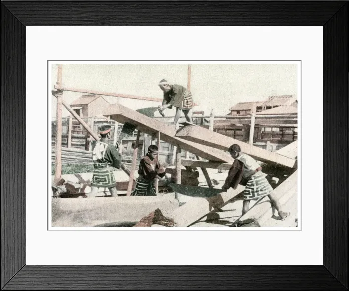 Framed Print : Carpenters at work, Japan, 1904 Framed Print : Carpenters at work, Japan, 1904
