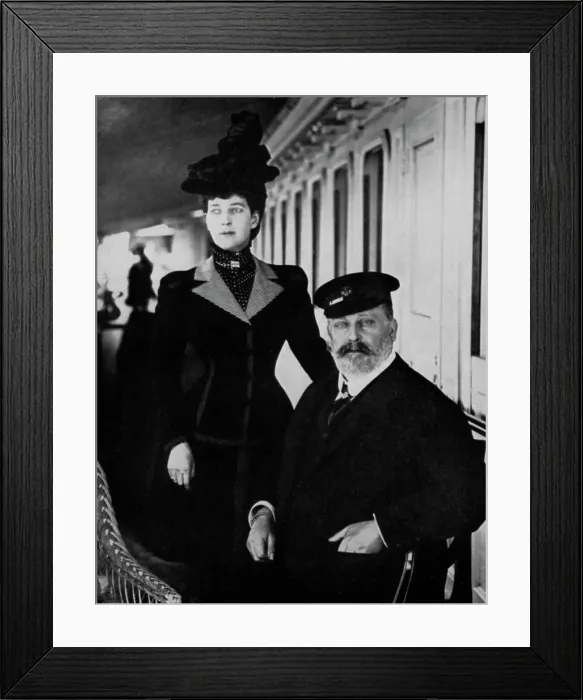 Framed Print : King Edward VII and Queen Alexandra at Cowes, Isle of Wight, August 1909 (1964) Framed Print : King Edward VII and Queen Alexandra at Cowes, Isle of Wight, August 1909 (1964)