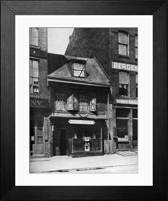 Framed Print : Birthplace of the flag of the United States, Philadelphia, Pennsylvania, USA, c1930s. Artist: Ewing Galloway Framed Print : Birthplace of the flag of the United States, Philadelphia, Pennsylvania, USA, c1930s. Artist: Ewing Galloway