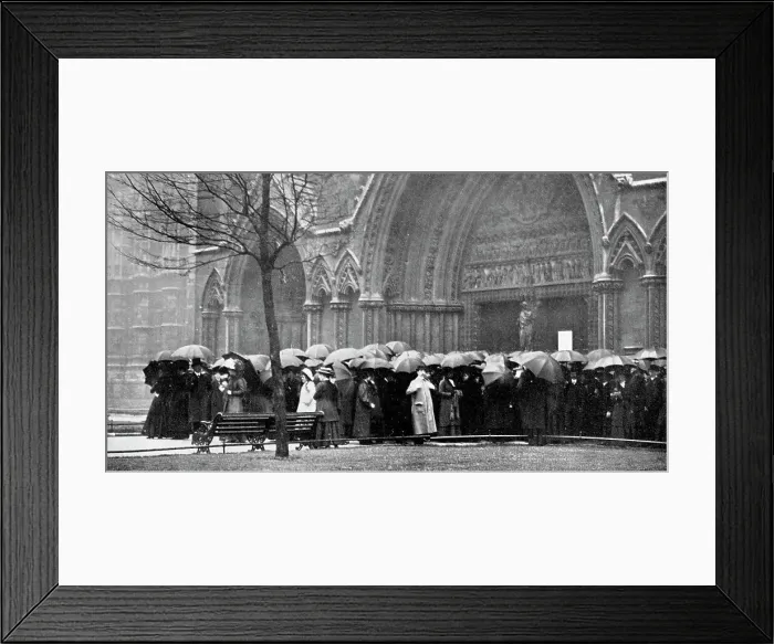 Framed Print : People waiting in the rain in order to attend a service at Westminster Abbey, London, 1910 Framed Print : People waiting in the rain in order to attend a service at Westminster Abbey, London, 1910
