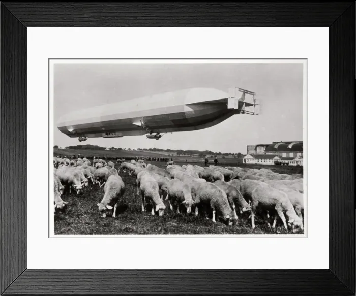 Framed Print : Zeppelin LZ8 Deutschland II, Schwaben, Germany, 1911 (1933) Framed Print : Zeppelin LZ8 Deutschland II, Schwaben, Germany, 1911 (1933)