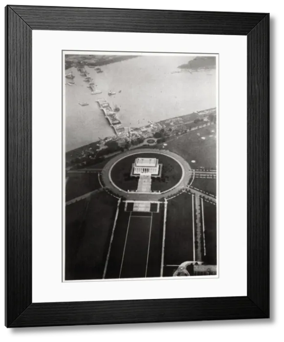 Framed Print : Aerial view of the Lincoln Memorial, Washington DC, USA, from a Zeppelin, 1928 (1933) Framed Print : Aerial view of the Lincoln Memorial, Washington DC, USA, from a Zeppelin, 1928 (1933)