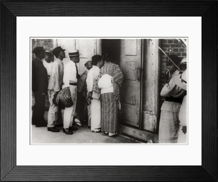 Framed Print : Japanese crowd looking into the Zeppelin hangar, Kasumigaura, Japan, 1929 (1933) Framed Print : Japanese crowd looking into the Zeppelin hangar, Kasumigaura, Japan, 1929 (1933)