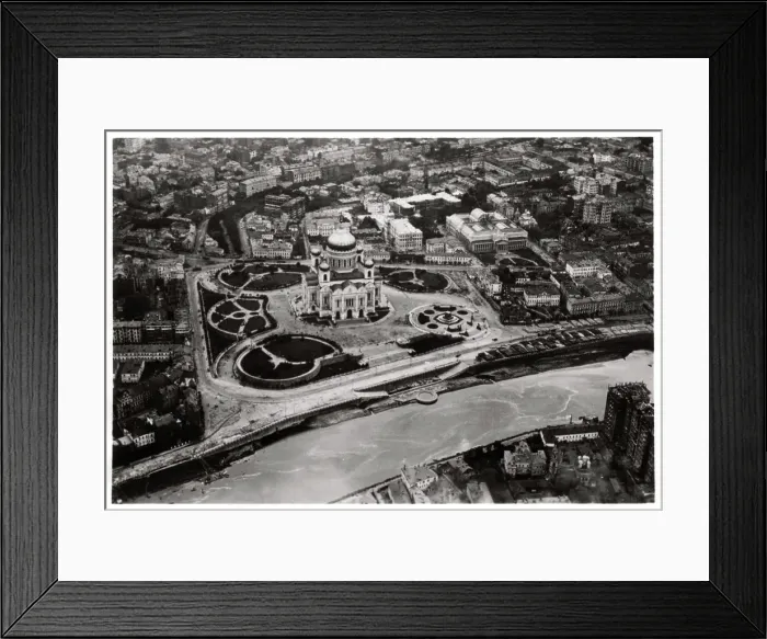 Framed Print : Aerial view of the Cathedral of Christ the Saviour, Moscow, USSR, from a Zeppelin, 1930 (1933) Framed Print : Aerial view of the Cathedral of Christ the Saviour, Moscow, USSR, from a Zeppelin, 1930 (1933)