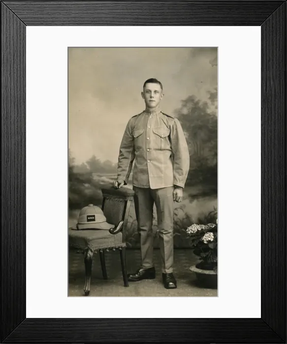 Framed Print : Studio portrait of a soldier of C Company, 2nd Battalion the Kings Regiment, Iraq, 1926 Framed Print : Studio portrait of a soldier of C Company, 2nd Battalion the Kings Regiment, Iraq, 1926